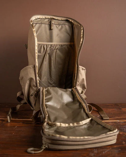 Eberlestock Brute Scout Hunting Pack | Ultralight 30L Fast-Attack Rucksack | Built to Stop Back Sweat & Shed Rain